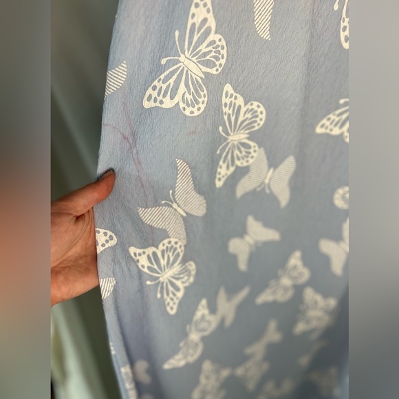 Blue butterfly light dress - Picture 4 of 5